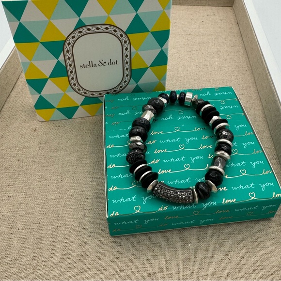 🆕Stella & Dot | 🩶🖤Anda Intention Protection NIB🖤🩶 - Picture 4 of 8